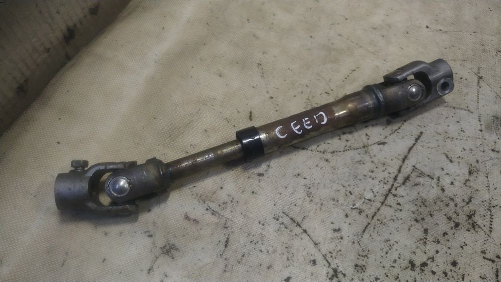 " Kia Ceed I krzyżak kolumny kierowniczej