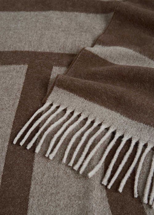 Шарф Toteme Monogram Jacquard Wool Scarf Dark Beige