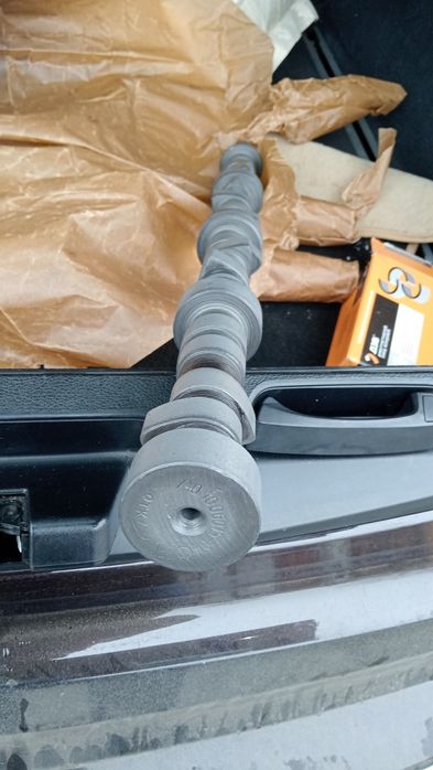 Распредвал КамАЗ вал роспределительний