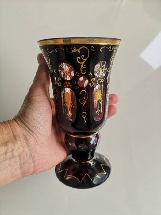 Duży kielich na stopie, Biedermeier 19 wiek, Bohemia,.