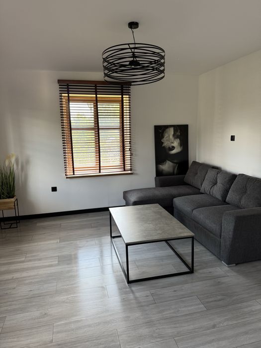 Wynajme kawalerke  nad jeziorem .