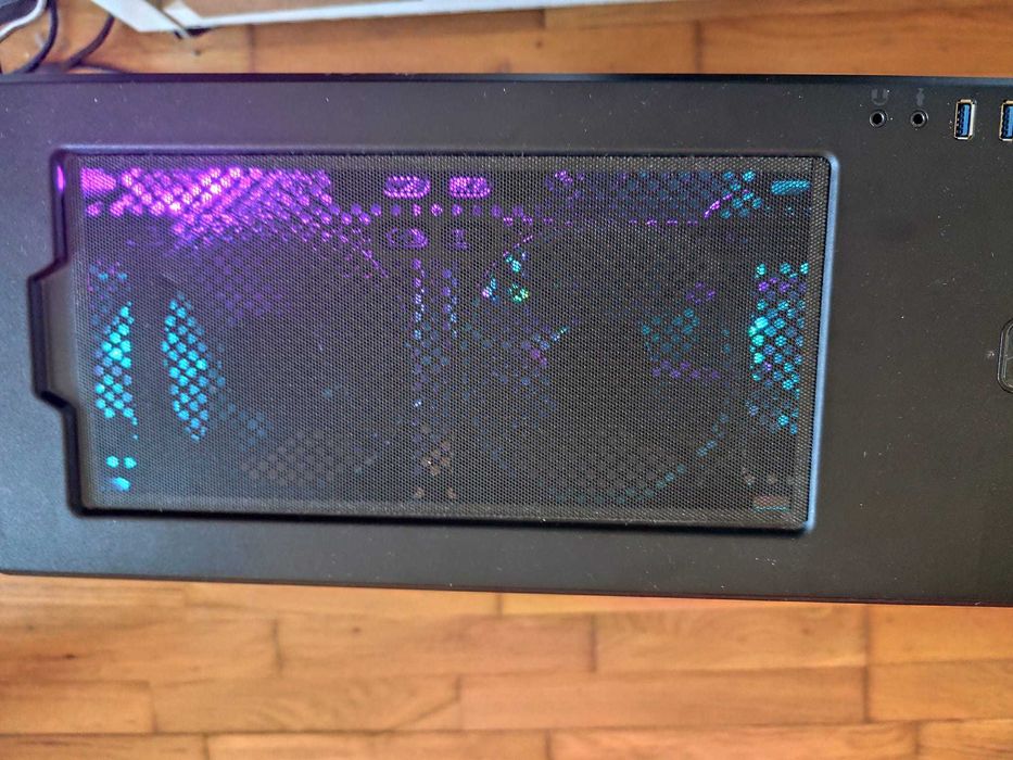 PC Gaming i9‑9900KF • RTX 2060 • 16GB • SSD NVMe • AIO 240mm • Seasonic Gold • ROG Z390