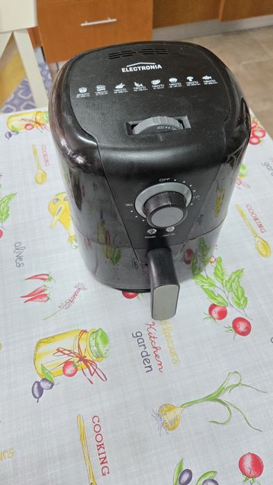 Air fryer, maquina de cafe de filtro e maquina dolce gusto