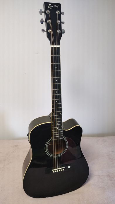 Ever Play AP-303CEQ GT-4 BK solidna gitara elektroakustyczna. Dobra cena !!