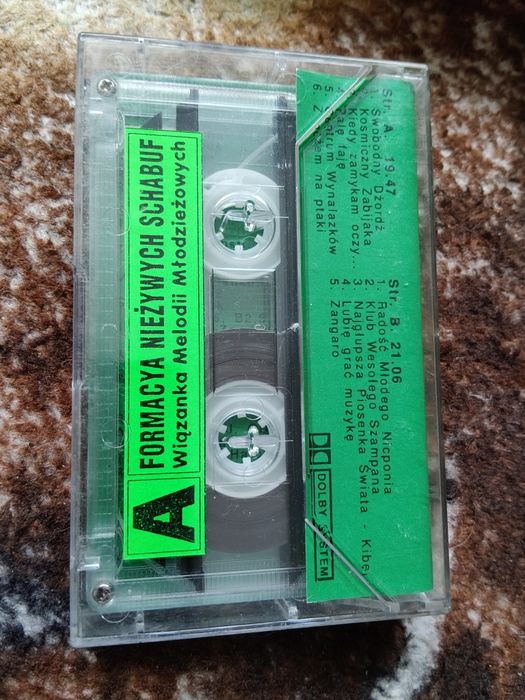 Formacya Nieżywych Schabuf kaseta