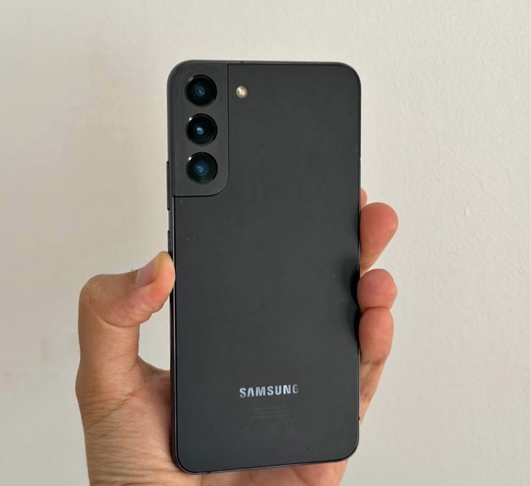 Samsung s22 + preto