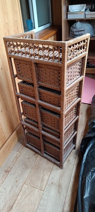 Продам плетеный шкаф