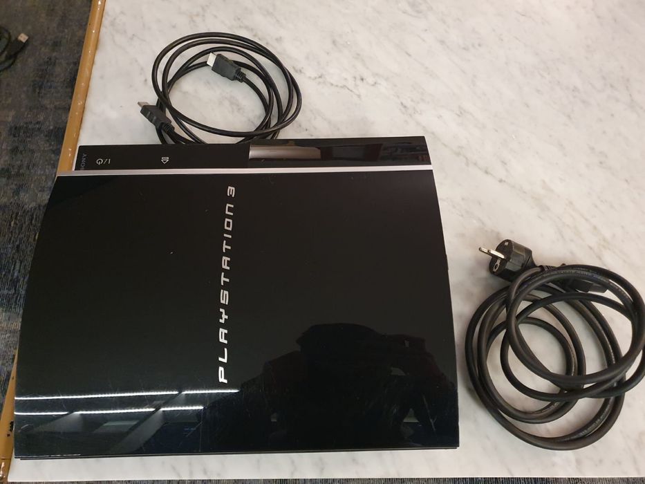 Bundle Playstation 3, com 3 comandos + Guitar Hero Metallica + FIFA 17