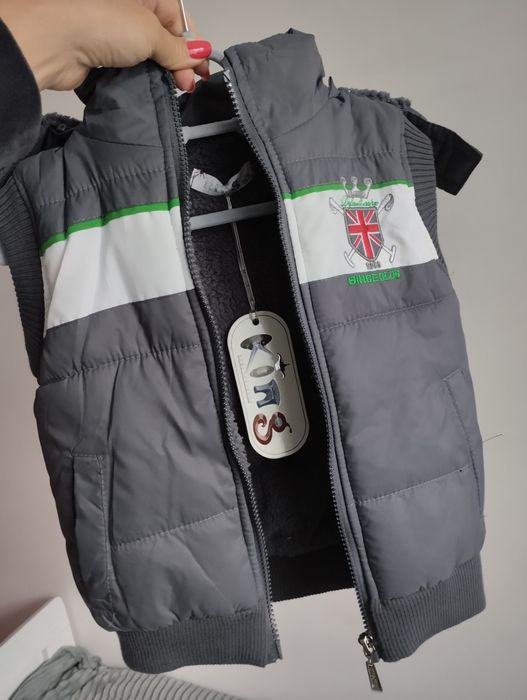 Безрукавка тепла