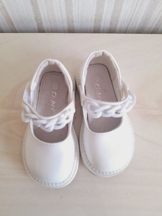Білі туфлі 22   розміру