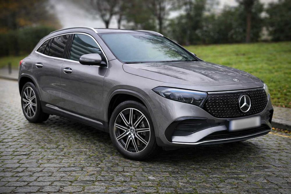 Mercedes-Benz EQA 300 4MATIC AMG | Garantia | Bateria 100% | 9.500 km