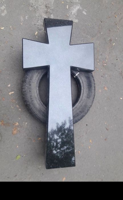 Гранитный крест/рыцарский гранитный крест