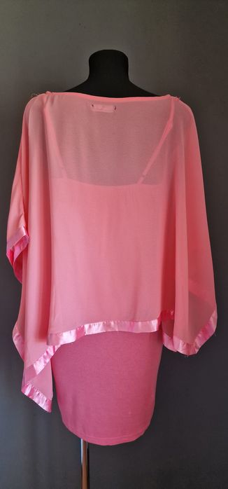 Vestido de cerimónia tamanho M, côr coral