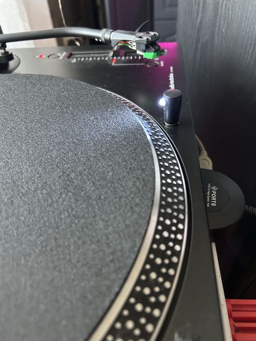 Програвач вінілу Audio-technica AT-LP120XUSB