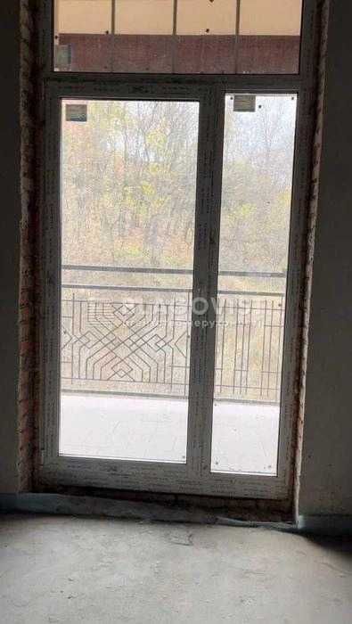 3к квартира в жк бізнес-класу "ПоділГрад" без ремонту