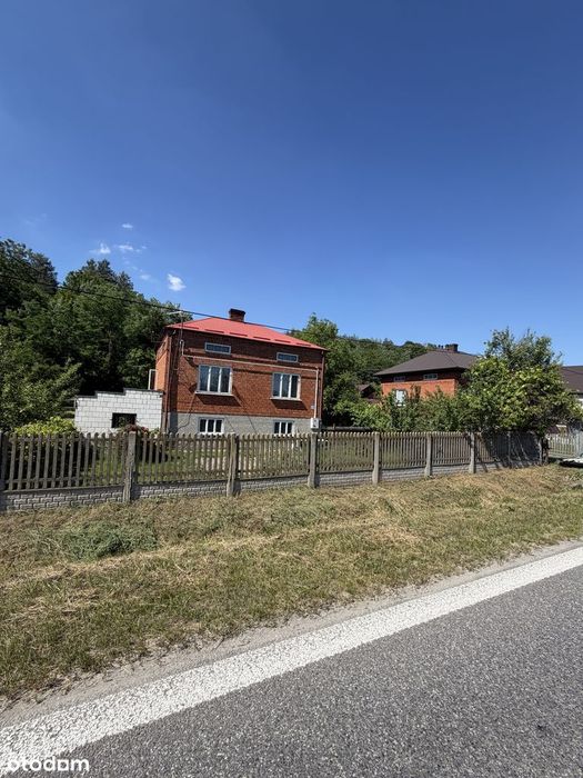 Dom z dużą działką 2906 m² blisko Bałtowa