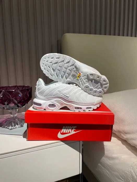 Nike Air Max TN Plus Biały r.37,5