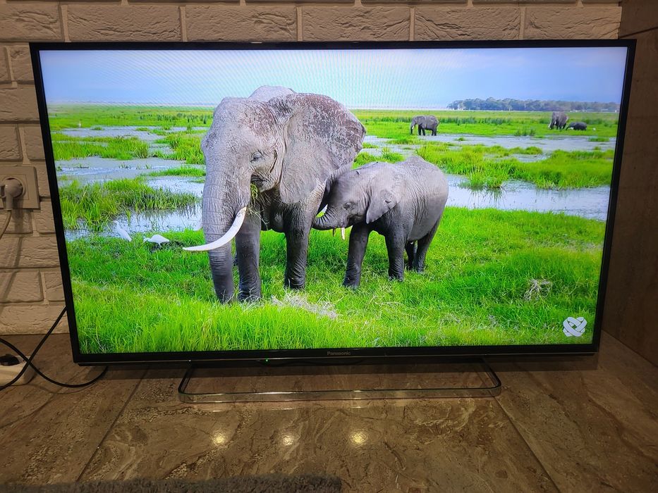 Телевізор Panasonik 40 smart tv
