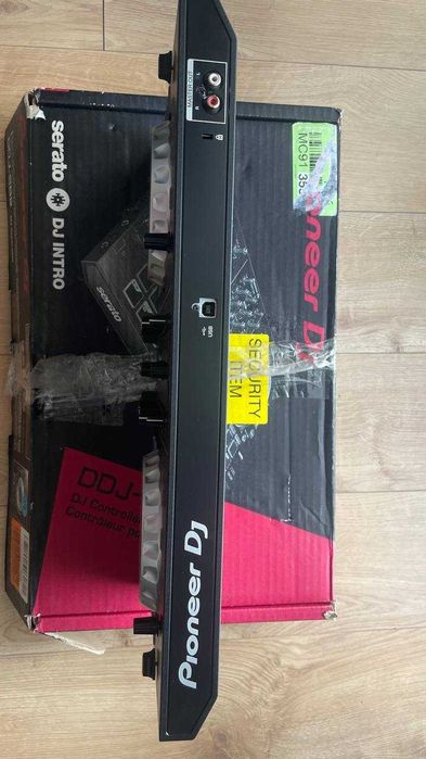 Kontroler DJ Pioneer DDJ-SB2 – Stan idealny