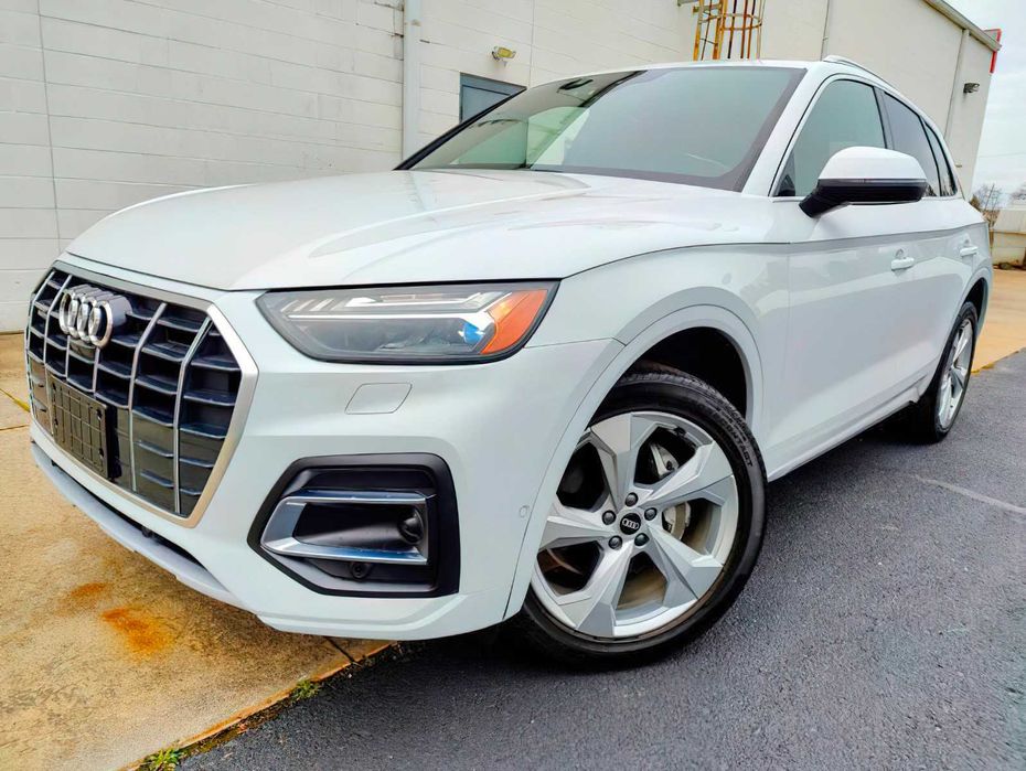 Audi Q5      2021