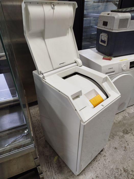 Пральна машина Miele W604.