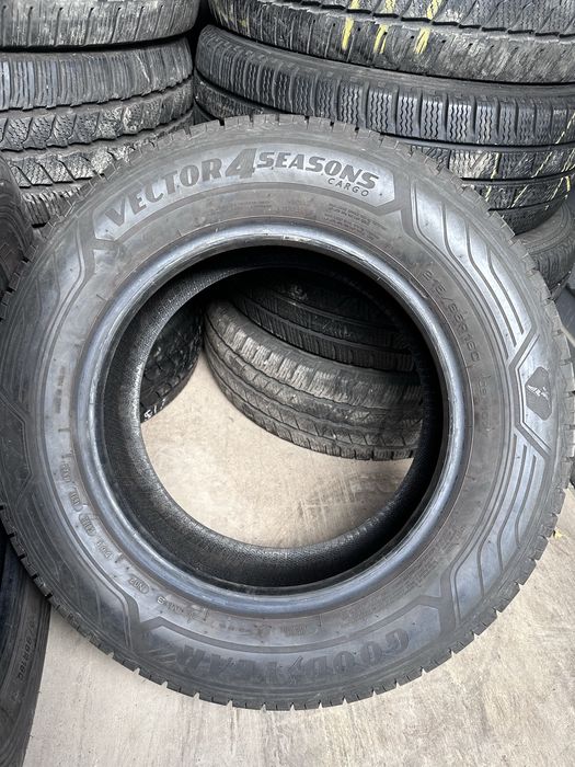 50 2023 Гудієр всесезонні 215 65 16с 109 107 Віто Трафік Віваро Т5 Т6