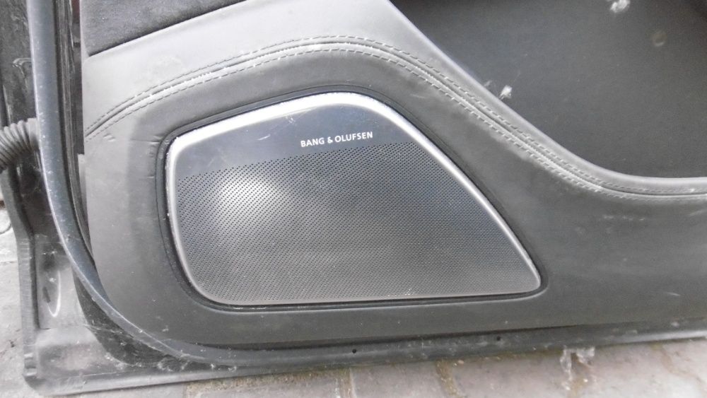 Drzwi tył prawe Audi A8