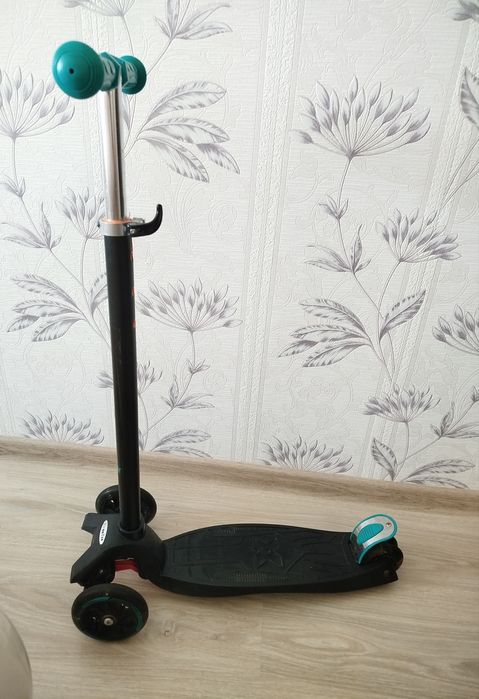 Продам самокат Galaktika