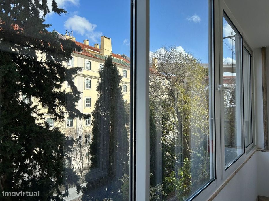 Apartamento T2 Santo Amaro Alcantara Renovado