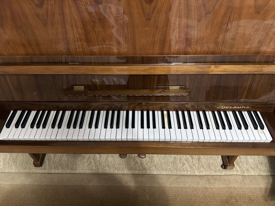 Фортепіано Україна