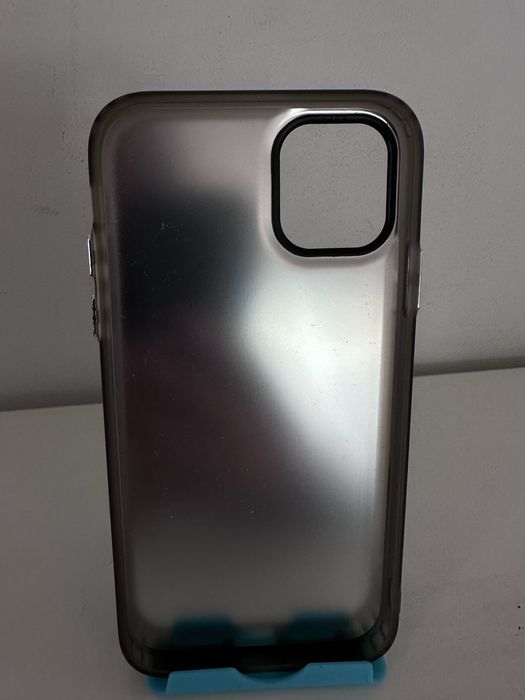 Чехол на iPhone 11