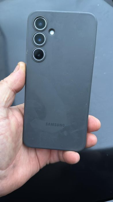 Продам Samsung S24 FE / 128 GB