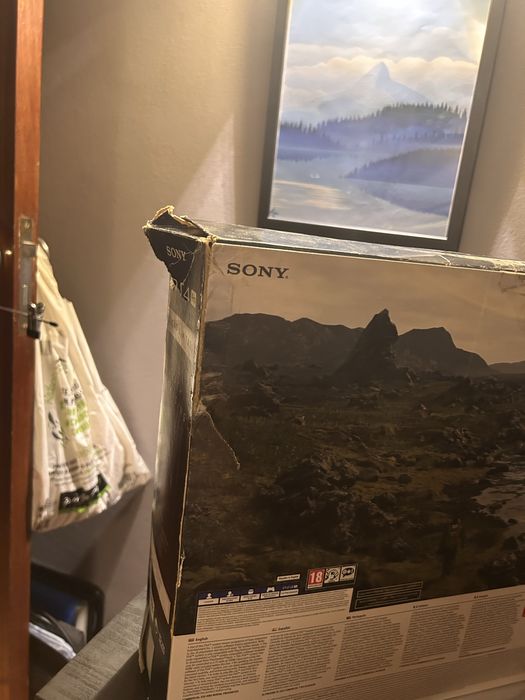 Playstation 4 Pro - Edição Especial Death Stranding