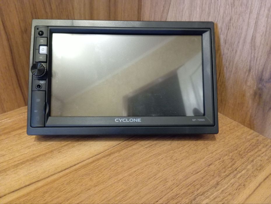 Автомагнітола Cyclone MP-7099A