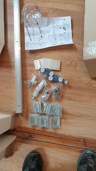 Drzwi przesuwne 90 cm z dedykowaną ościeżnicą 80 cm (2 komplety)