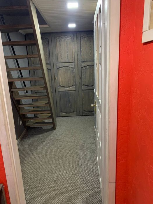 Кімнати по добово у Лазещині