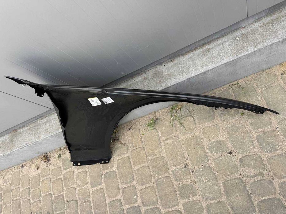 Крило ліве переднє Volvo V60 S60 2018-2024рр