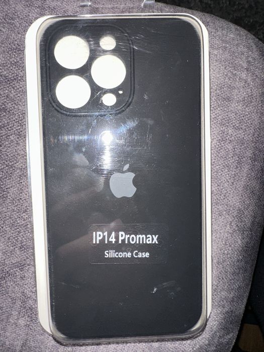Гарний чохол на айфон 14 про макс