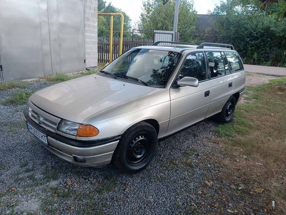 Opel astra h 1996р