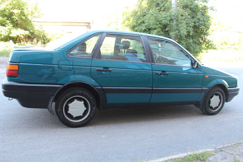Volkswagen Passat 1993
