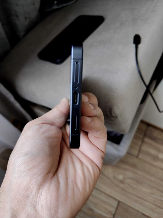 Sprzedam Samsunga s26 plus
