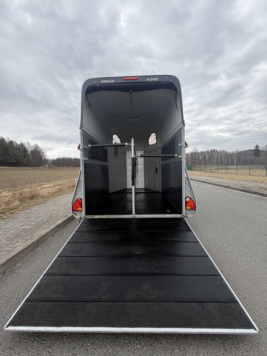 Sprzedam przyczepe Cheval Liberte