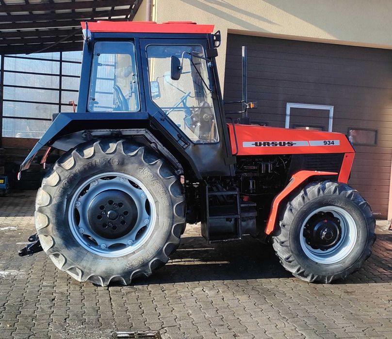 Ciągnik rolniczy URSUS 934  ( Zetor 8145 )