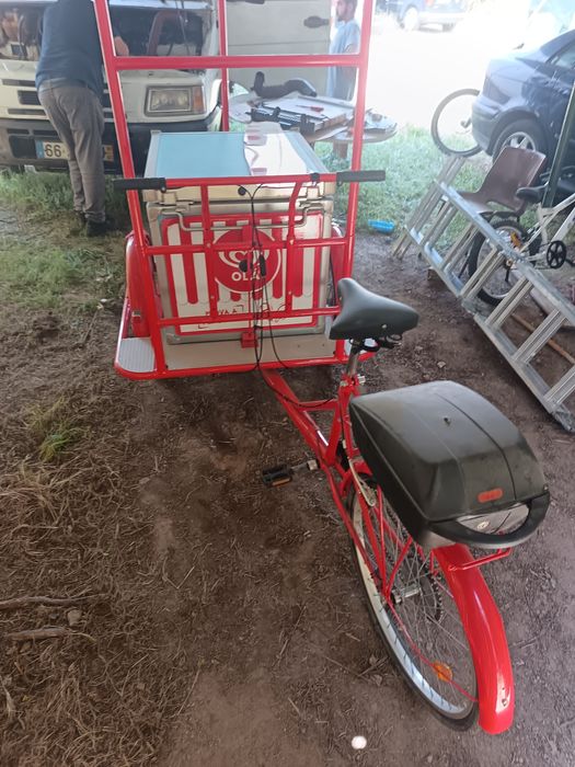 Triciclo carrinho arca de frio e com side car