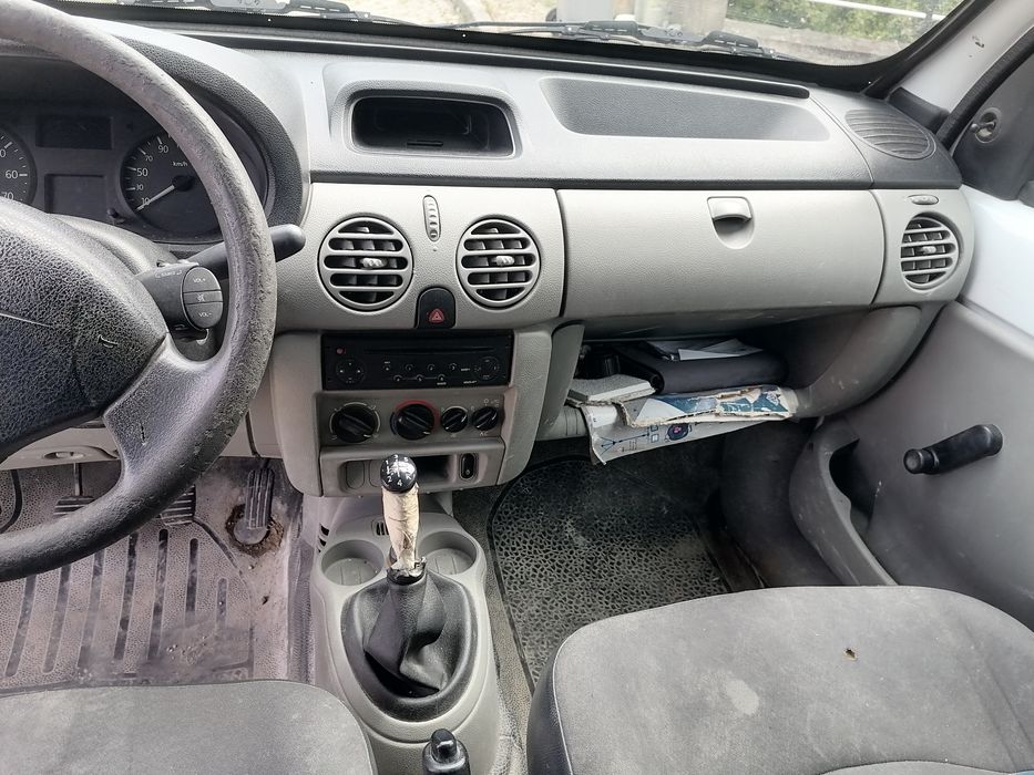 Renault Kangoo 1.5DCI com junta da cabeça queimada