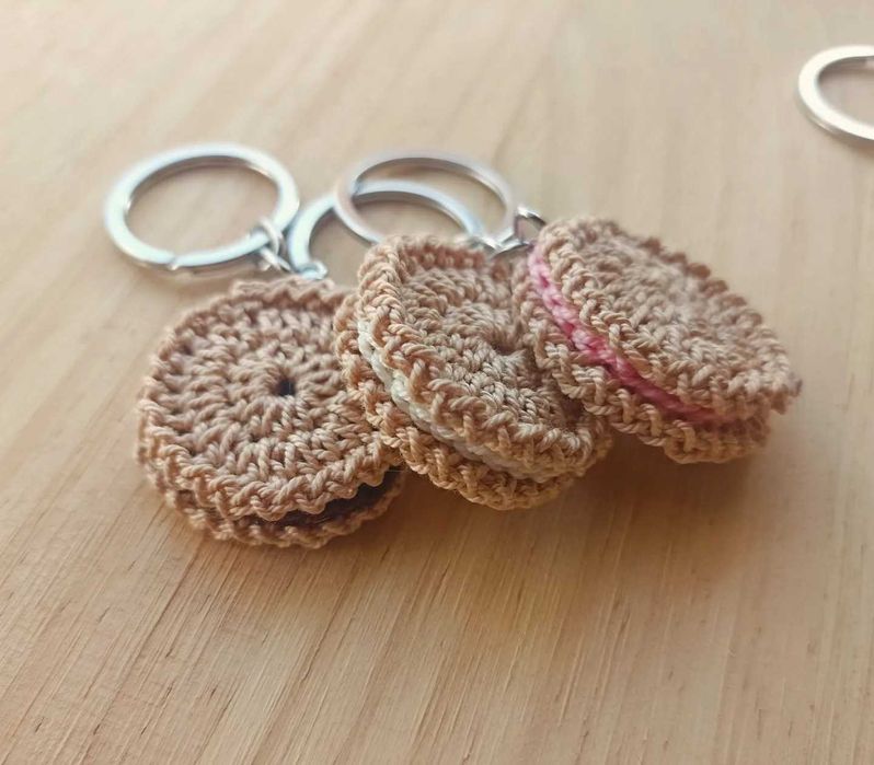 Porta-chaves Bolacha Oreo em Croché