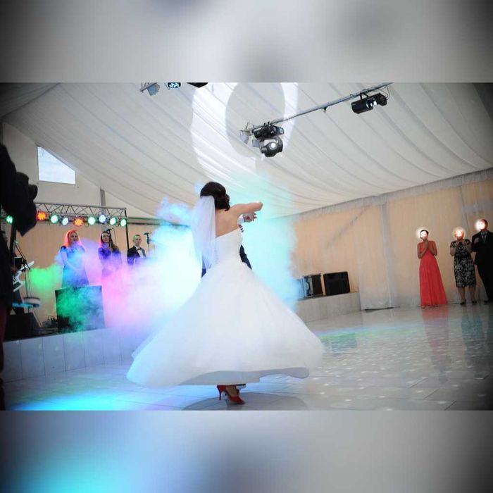 Suknia Ślubna - pięknie się w niej tańczy!