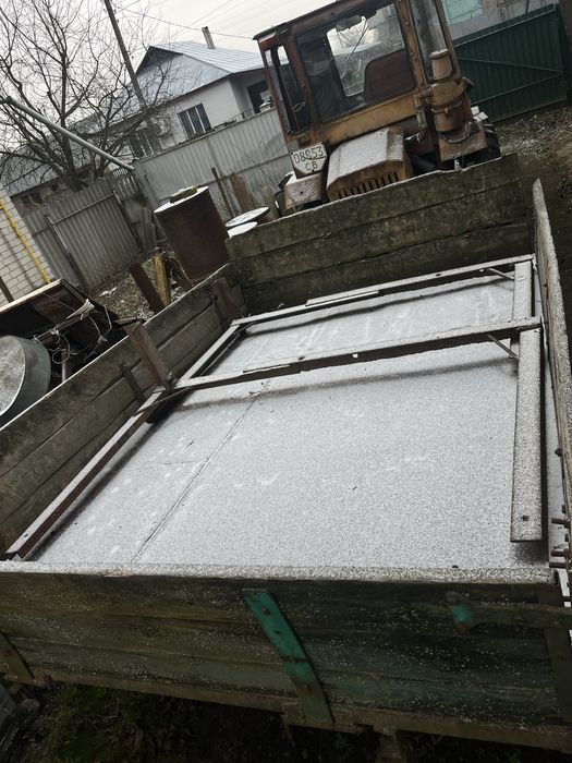 Продам трактор т-16 з причіпом