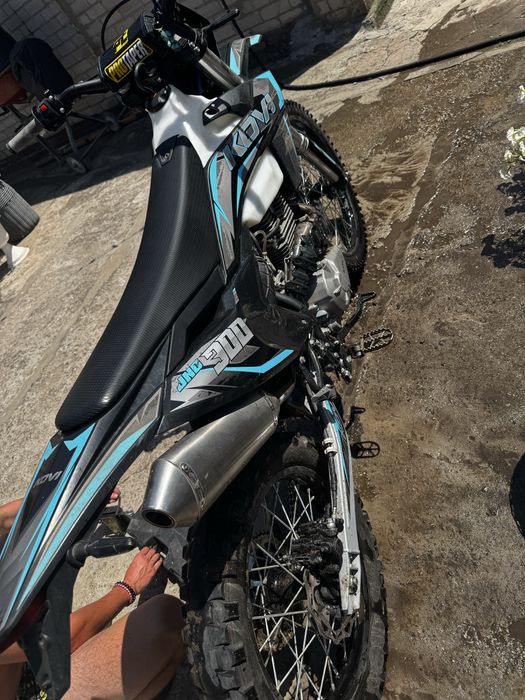 Продам мотоцыкл KOVI JNC 300
