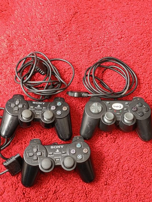 Três comandos PlayStation